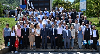 Yıldırım Belediye Başkanı Oktay Yılmaz Kurban Bayramı Öncesi Belediye Personeli ve İlçe Protokolü ile Bayramlaştı