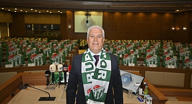 Bursaspor taraftarından, Mustafa Bozbey'e teşekkür yağmuru