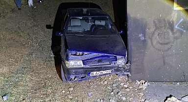 Otomobil şarampole uçup trafoya çarptı: Kazayı burnu bile kanamadan atlattı