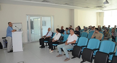 Sigara Bırakma Poliklinikleri’nde görev alacak personele eğitim verildi