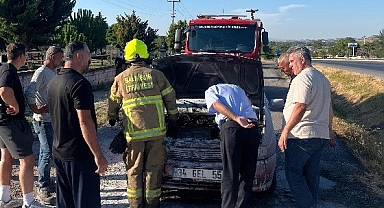 Susurluk’ta araç yangınına müdahale edildi