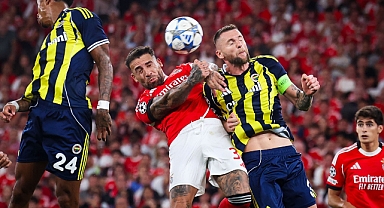 Fenerbahçe, UEFA Şampiyonlar Ligi'ne Veda Etti: Benfica 1-0 Galip Geldi