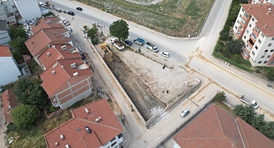 İnegöl'de atıl vaziyetteki boş alan otoparka dönüşüyor