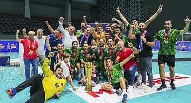 Nilüfer Belediyespor, Süper Kupa'da Tarihi Şampiyonluğa Ulaştı