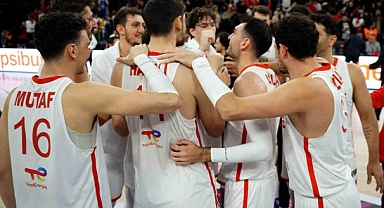 12 Dev Adam, EuroBasket'te 21 Yıl Sonra Yarı Finalde