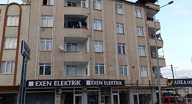 Bursa'da 3. kattan düşen çocuk ağır yaralandı