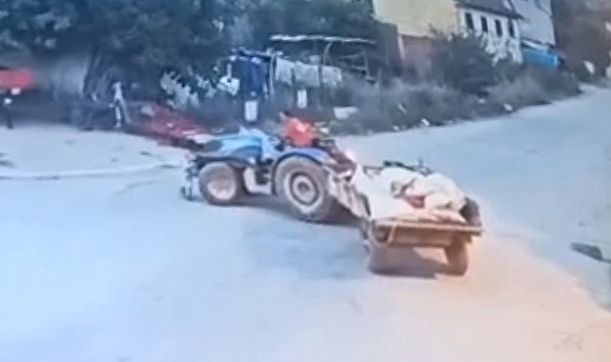 Bursa'da Traktörün Altında Kalan Çocuğun Görüntüleri Ortaya Çıktı