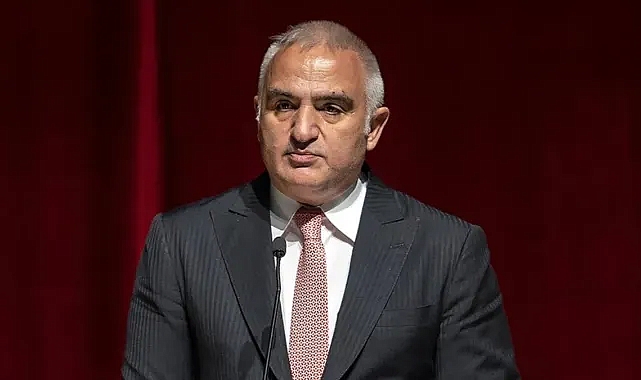 Bakan Ersoy: 2025'in İlk 9 Ayında Türkiye'yi 49 Milyon 993 Bin Kişi Ziyaret Etti