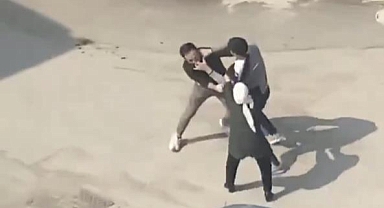 Bursa'da Trafikte Yol Verme Tartışması Meydan Kavgasına Döndü