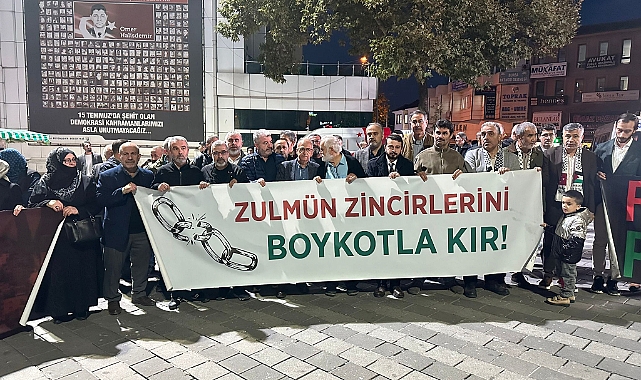 Bursa Şehreküstü Meydanı'ndan Dünyaya Seslendiler: Gazze Yalnız Değil