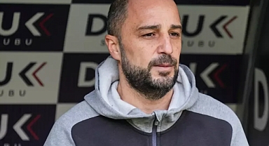 Bursaspor'un hocası Adem Çağlayan istifa etti