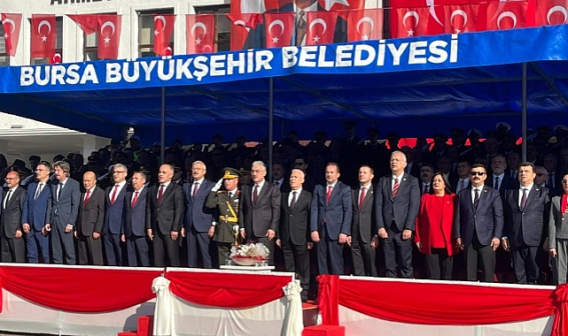 Cumhuriyet'in 102. yılı Bursa'da coşkuyla kutlandı!