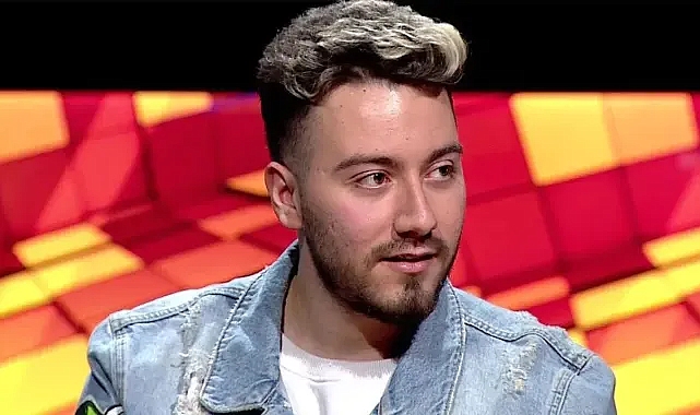 Enes Batur'dan Beklenmedik Hamle! Tarikat İddialarının Ardından YouTube'a Geri Döndü