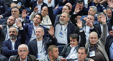 Fenerbahçe Genel Kurulu'nda Taşınmaz Maddeleri Oy Çokluğuyla Kabul Edildi