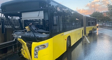 İstanbul'da alkollü İETT şoförü bariyerlere saplandı