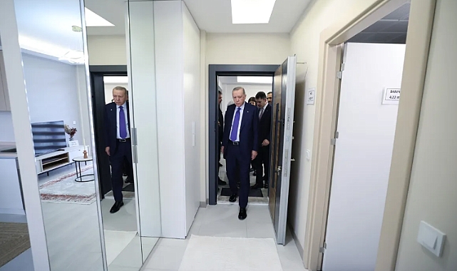 Yüzyılın Konut Projesi'ni Tanıtan Cumhurbaşkanı Erdoğan Örnek Daireyi İnceledi