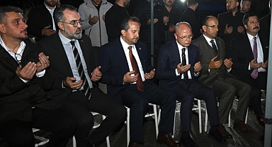 AK Parti Bursa teşkilatından şehit Pilot Binbaşı Serdar Uslu'nun ailesine taziye ziyareti