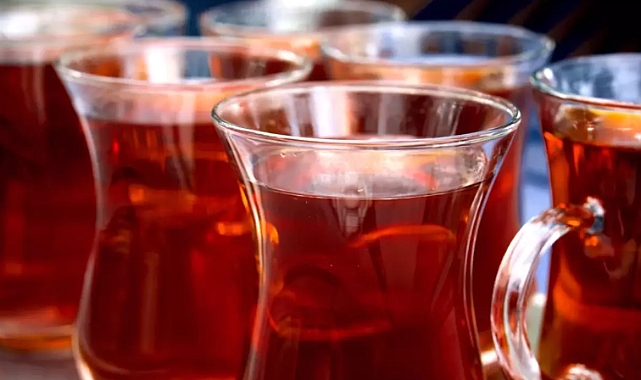 Bakanlık Duyurdu: Çayda Gıda Boyası Tespit Edildi