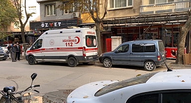 Bursa’da Balkondan Düşen 88 Yaşındaki Adam Hayatını Kaybetti