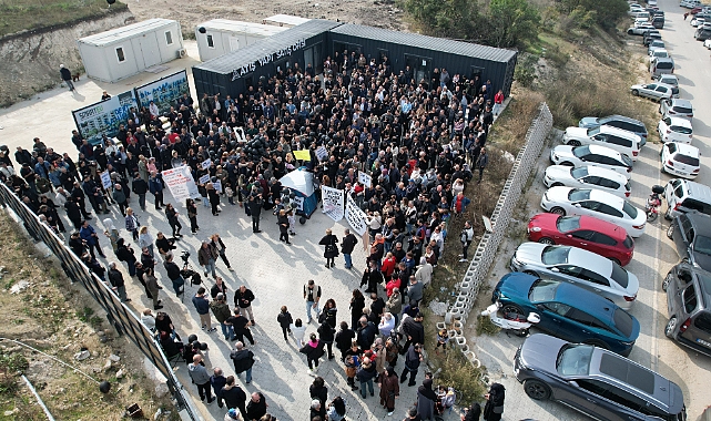 Bursa’da ev hayali kabusa döndü: Mağdurlar gökyüzüne siyah balon bıraktı