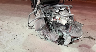 Bursa’da faciadan son anda dönüldü: Alev alan motosiklet benzinliğe daldı