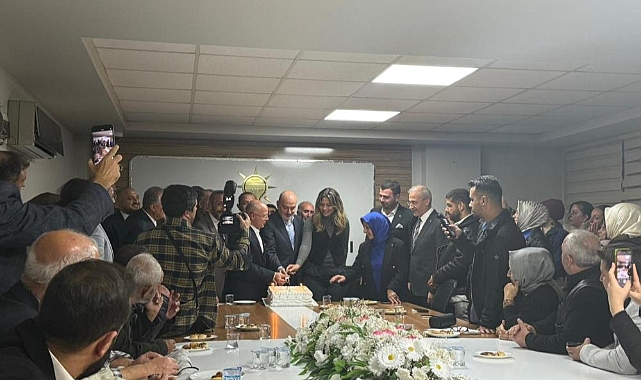 Bursa Gemlik'te AK Parti'ye 800 Yeni Üye Katılımı