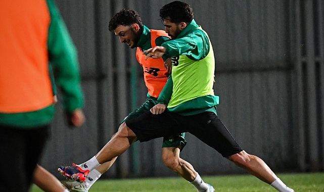 Bursaspor, Gebzespor Maçı Hazırlıklarını Sürdürüyor