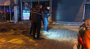 İnegöl'de Silahlı Saldırı: Ağır Yaralanan Genç Hayatını Kaybetti