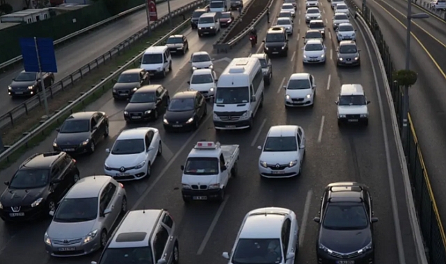 Motorine Bu Geceden İtibaren 2 Lira 7 Kuruş Zam Geliyor