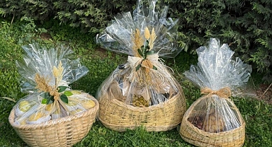 Papa 14. Leo'ya İznik Ziyareti Sırasında Bursa'dan Özel Hediyeler Takdim Edildi