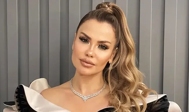 Şarkıcı Lara: Aynanın içinde geçmişimi bıraktım