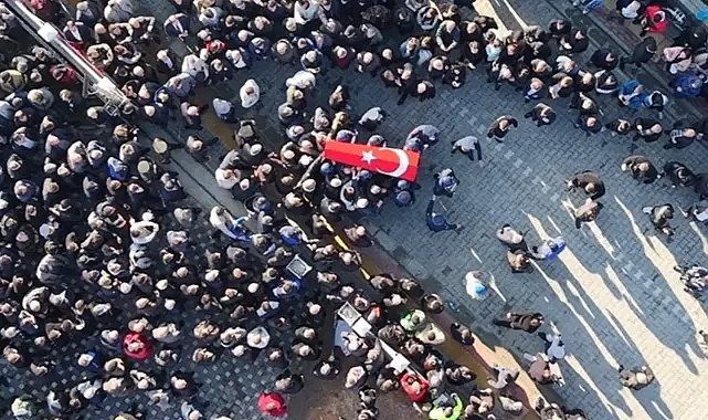 Şehit Binbaşı Serdar Uslu, Yenişehir'de Dualarla Son Yolculuğuna Uğurlandı