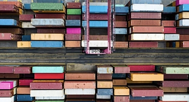 Türkiye'nin Komşu Ülkelere İhracatı 10 Ayda 23 Milyar Doları Aştı