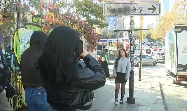 Yusuf İbiş'ten CHP'ye Kızılay Tabelası Üzerinden Göndermeli Paylaşım