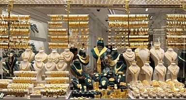 Altın yükselişe yöneldi, gümüş rekor kırdı