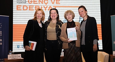 Ayşe Kulin Bursa'da Genç Okurlarıyla Buluştu