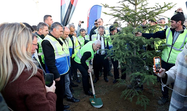 Bursa'da 15 Bin Fidanla Yeşil Hamle