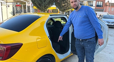 Bursa'da Dürüst Taksici Gururlandırdı