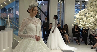 Bursa'daki Gelinlik Defilesine Mehmet Çevik Damga Vurdu