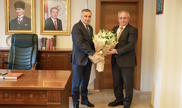 Bursa İl Millî Eğitim Müdürlüğünde Devir Teslim Töreni Gerçekleştirildi