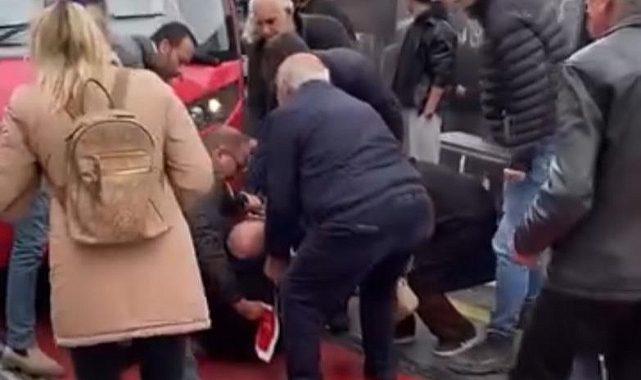 Bursa Osmangazi'de Tramvay Yaşlı Adama Çarptı: Hafif Yaralandı