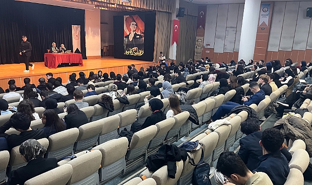 Bursalı genç beyinler Türkiye’nin geleceğine ışık tutuyor