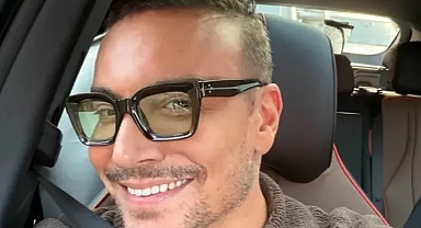 Cenk Eren Sahnede Talihsiz Kaza Yaşadı: Kaşını Patlattı