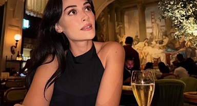 Esra Bilgiç oyunculuğa ara verdi: Reklam gelirleri yetiyor