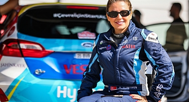 Geçen Sene Takla Attığı Yarışta Bu Yıl Zirveye Çıktı