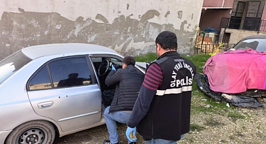 İnegöl'de Emanet Otomobil Kurşunlandı