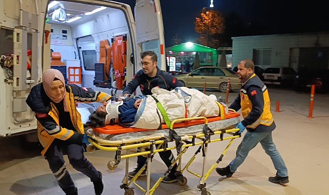 İnegöl'de Marketin Yük Asansöründe Korkunç Kaza: Genç İşçi Ağır Yaralandı