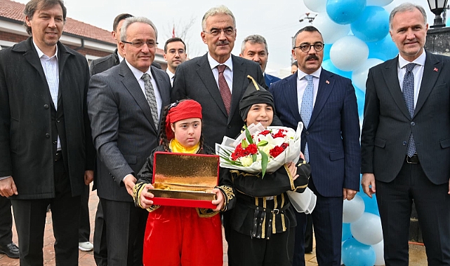 İnegöl'de Özel Eğitim İçin Anlamlı Gün: Mürüvvet Kırcalı Özel Eğitim Anaokulu Açıldı