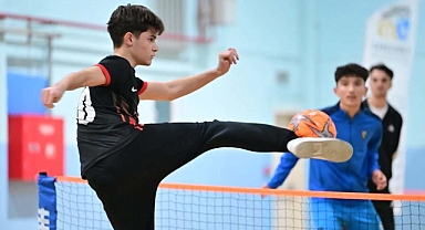 Karacabey Ayak Tenisi Turnuvası'nda Şampiyon Karaca Oldu