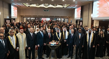 Mehmet Şimşek: Bahreyn'in vizyon 2030 hedeflerini yakından takip ediyoruz